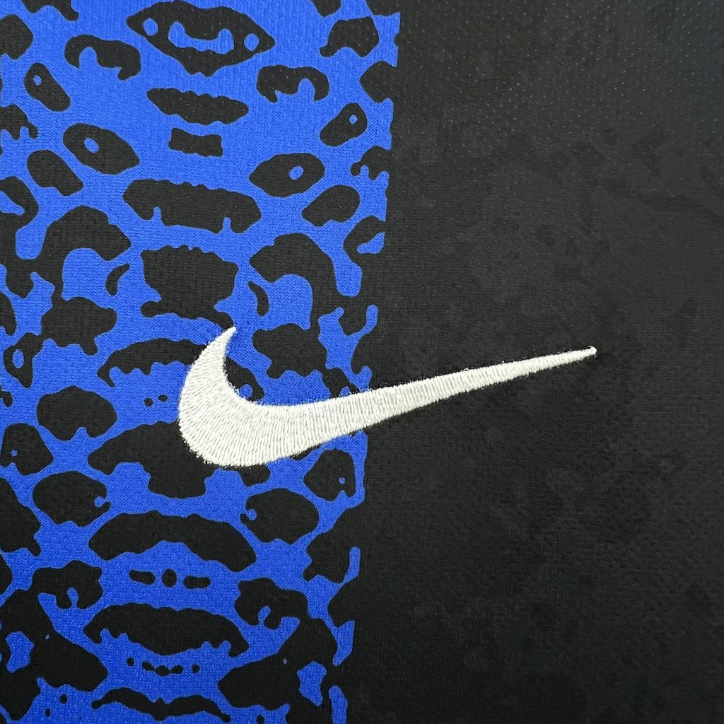 INTER LE KIT SERPENT