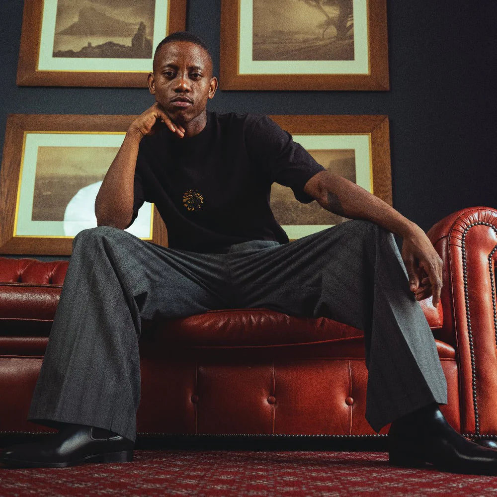 Kaizer Chiefs Pop Art Badge Boxy Tee- Black